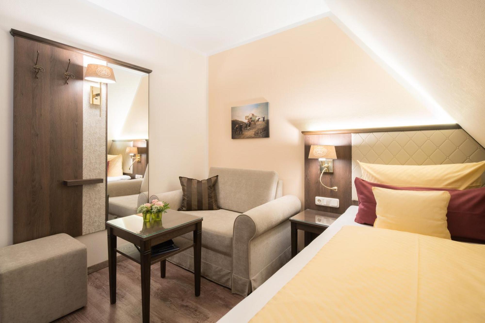 Single Room,1183302943:JPEG